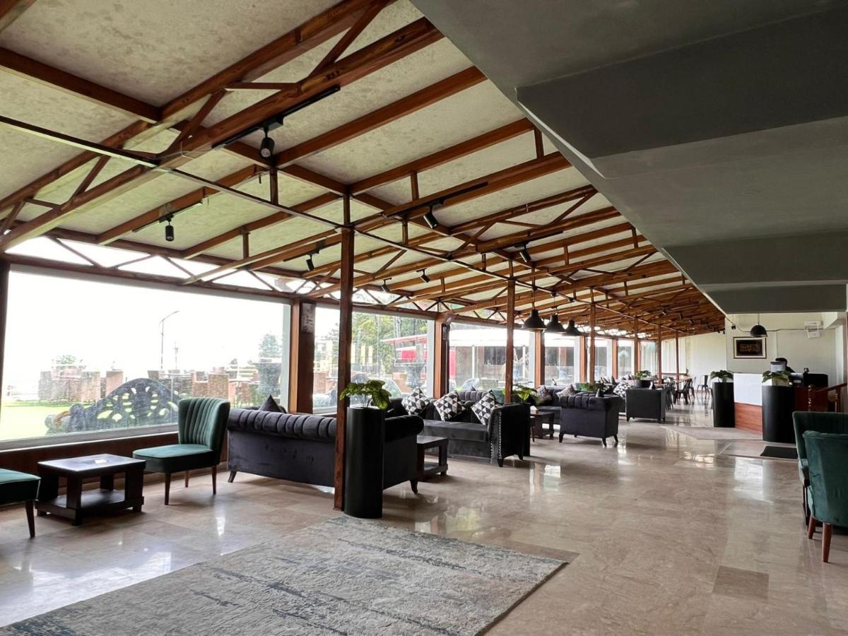 Buland Heights Hotel Murree Exterior photo
