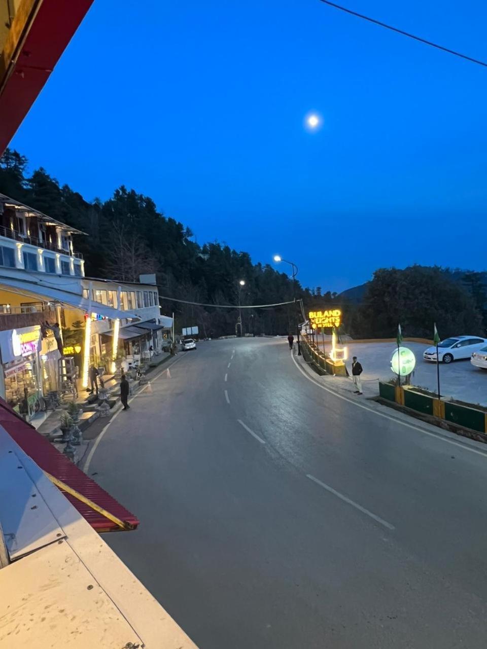 Buland Heights Hotel Murree Exterior photo